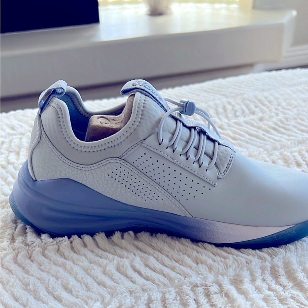 New Clove Women’s Shoes 7.5